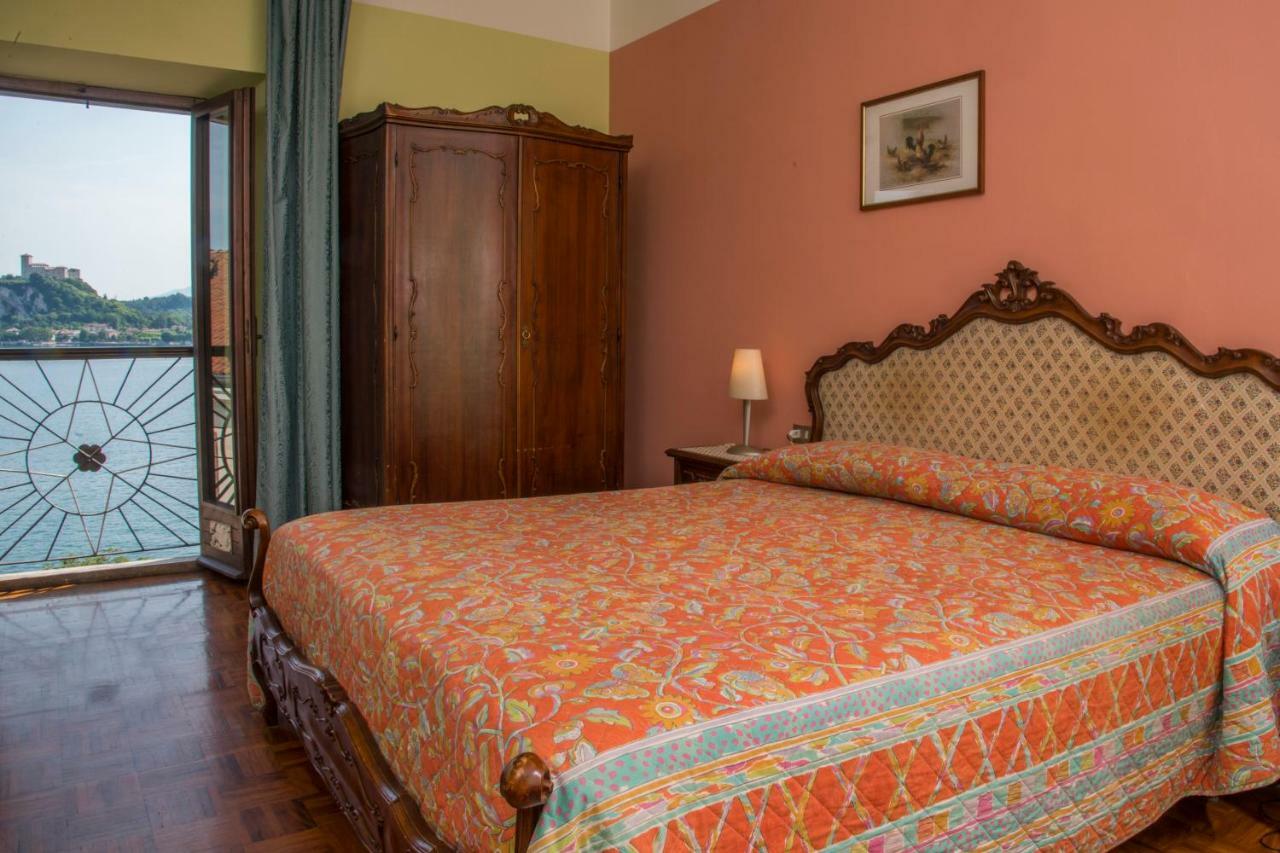 Hotel Florida Арона Екстериор снимка
